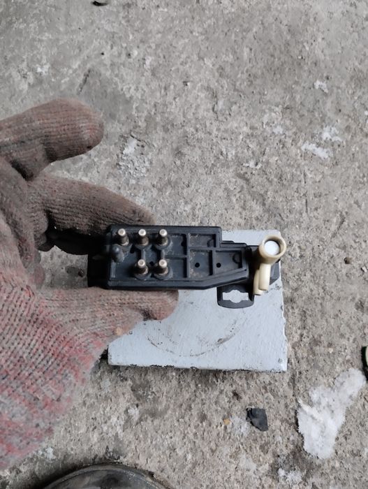 Переключатель печки мерс 190 продам