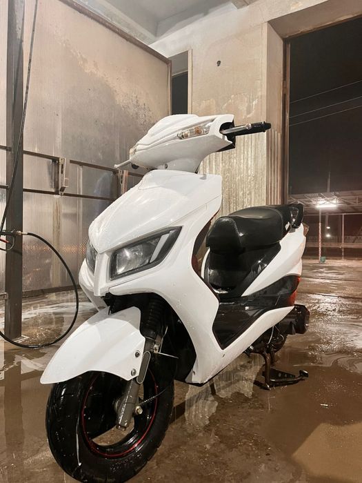 Продам скутер мопед м8