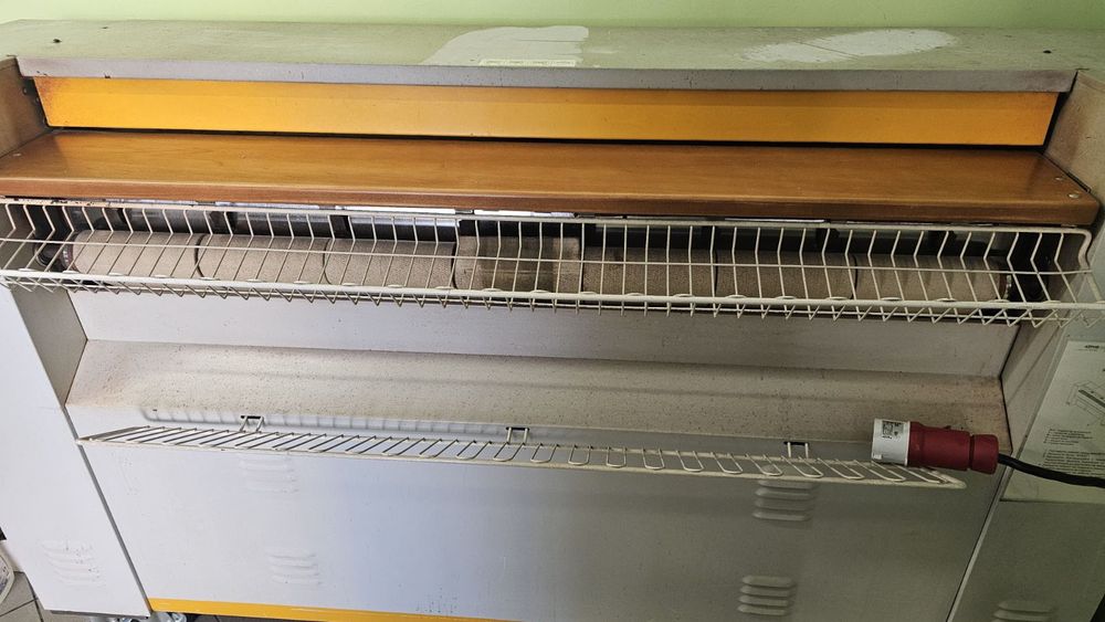 Професионална електрическа ролкова гладачна машина (Каландър)