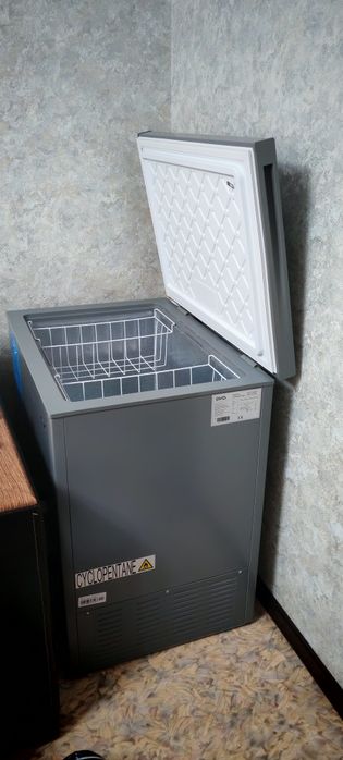 Продам морозильник