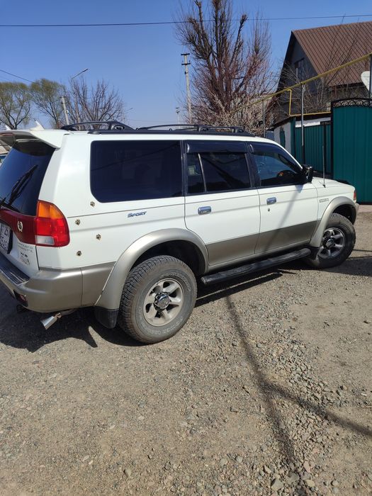 Продам монтеро спорт