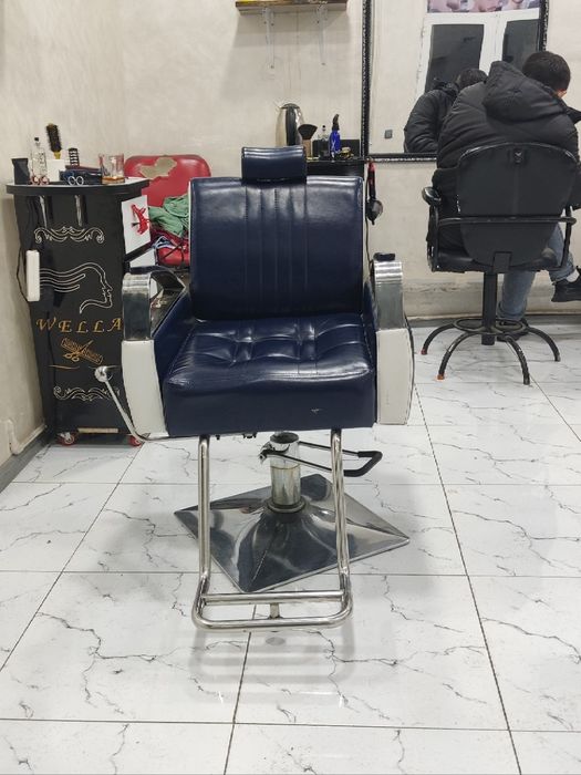 Kreslo sotiladi srochna