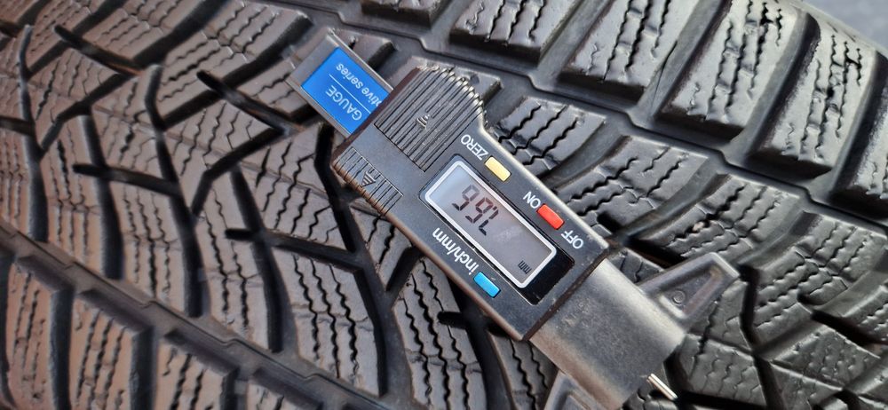 2 Anvelope ca noi  Dunlop 205 55 R17 M+S