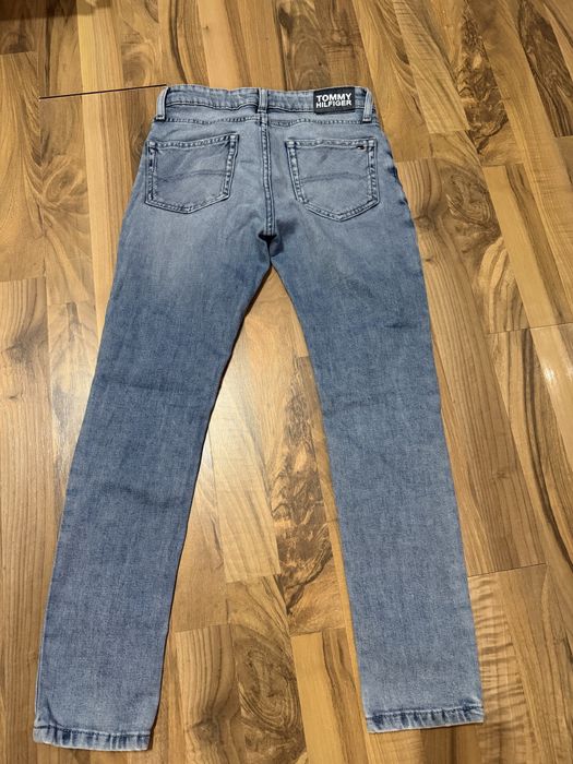 Дънки Tommy Hilfiger и Тениска Diesel