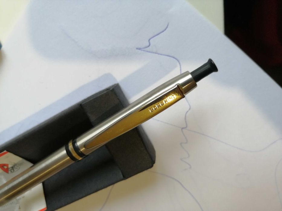 Луксозен и колекционерски химикали и мини молив