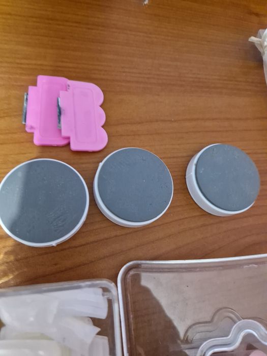 Tipsuri  unghii false