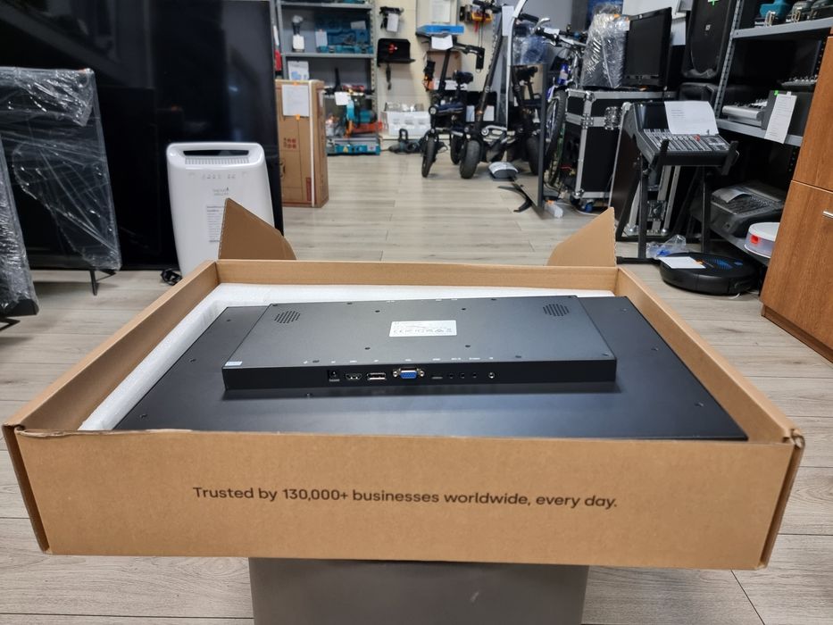 Amanet F28: Monitor Tactil Beetronics 22TS7M