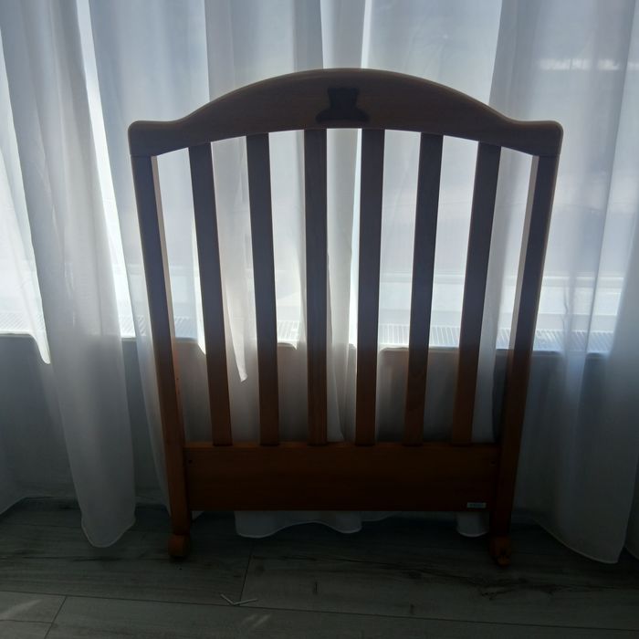 Vând pătuț copii