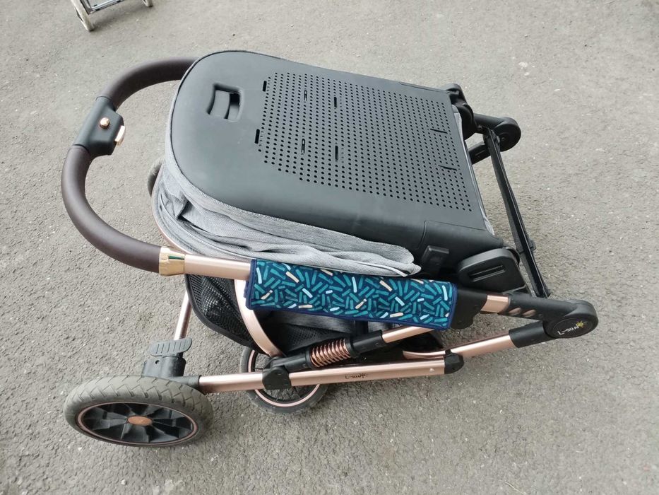 Carucior 2 in 1 rezistent cu amortizoare