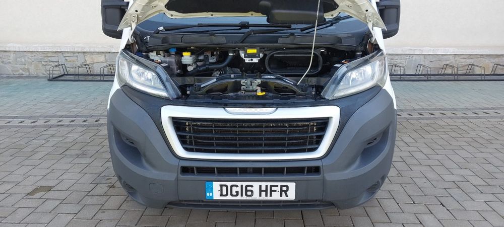 Peugeot Boxer din 2017 motor 2.2 HDI Volan pe dreapta Anglia