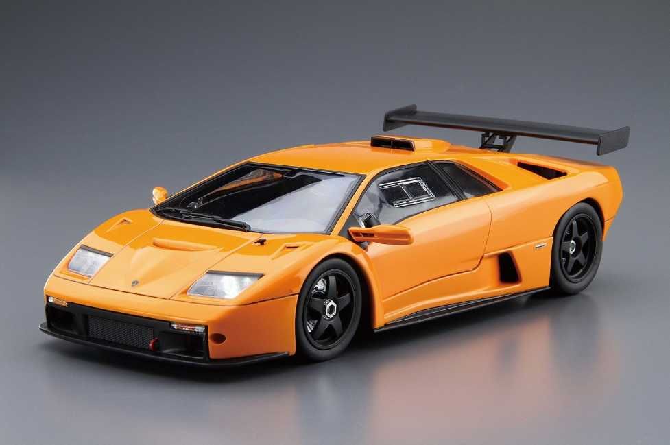 Kit de machetă din plastic Lamborghini Diablo GTR (1999) la scara 1/24 de la AOSHIMA