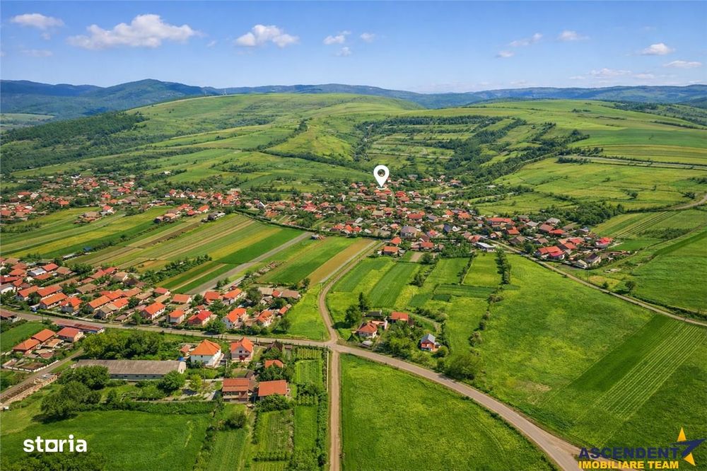 Film! Teren apreciabil, 2.819 mp + casa, Mereni, Covasna