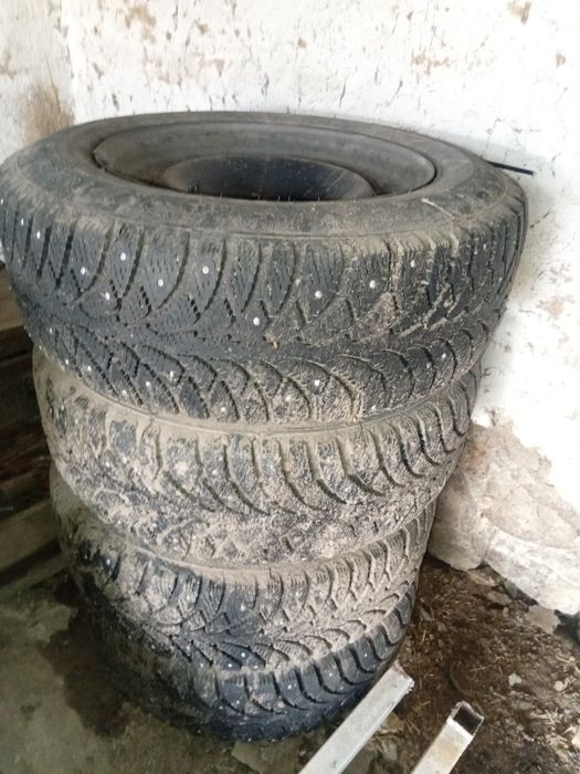 Колеса бмв е 34 размер,диски в комплекте