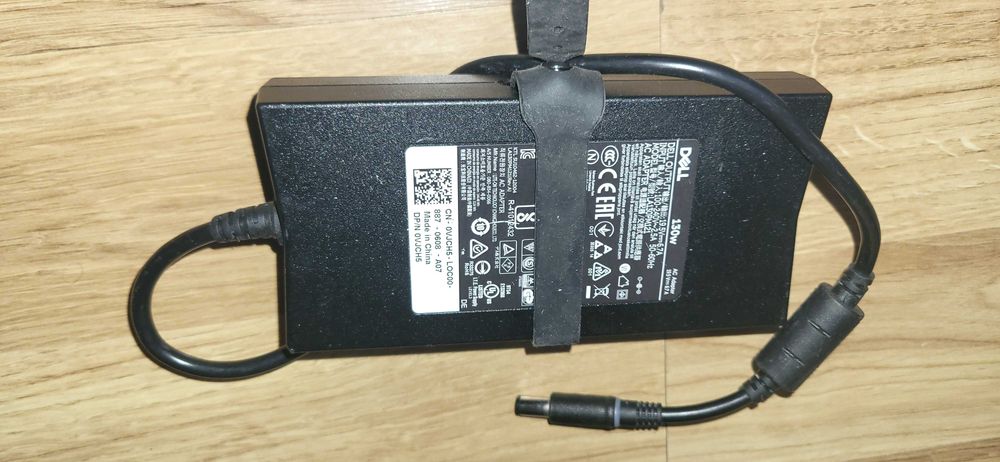 DELL 130W Incarcator 19.5V-6.7A adaptor fuctional