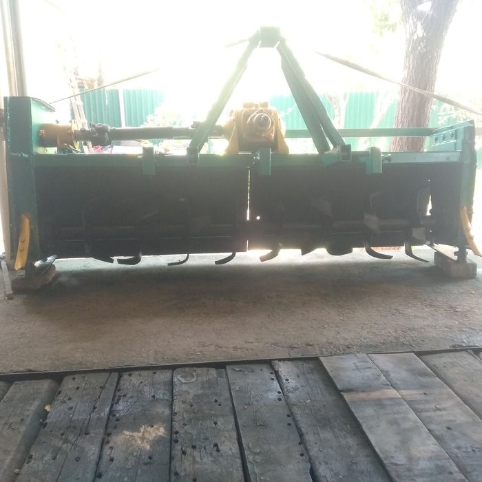 Почвфреза sotiladi