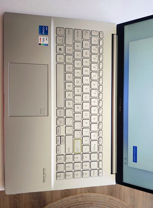 Laptop ASUS VivoBook S15 i5 Gen11 / Iris Xe / SSD / Full HD – stare foarte bună