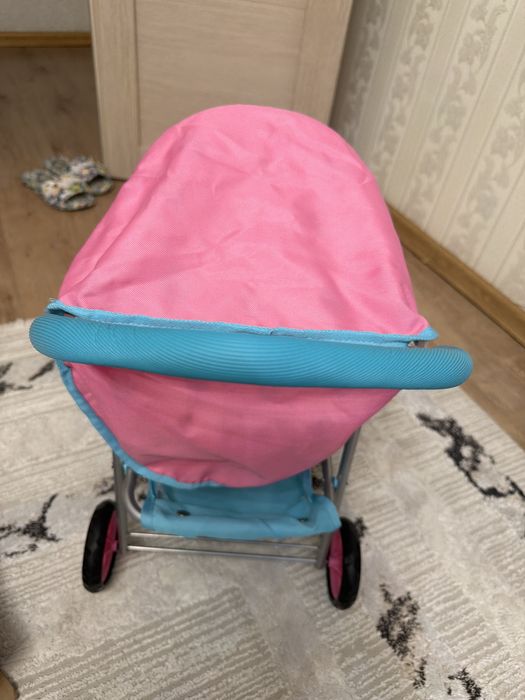 Каляска для кукол , как новая .