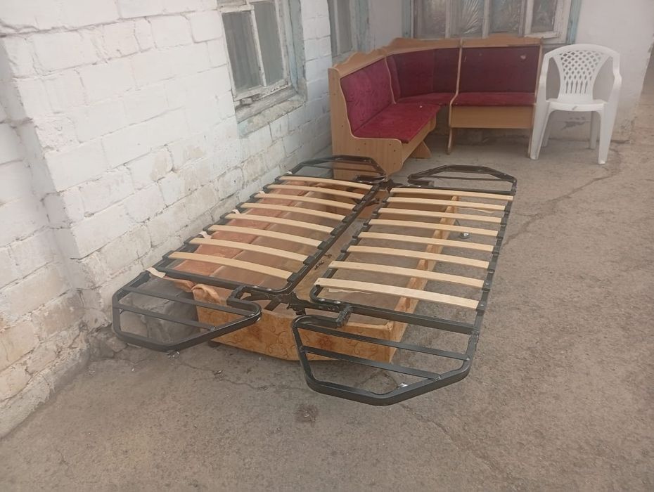 Диван книжка металлический