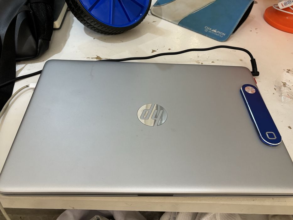 Ноутбук hp продам