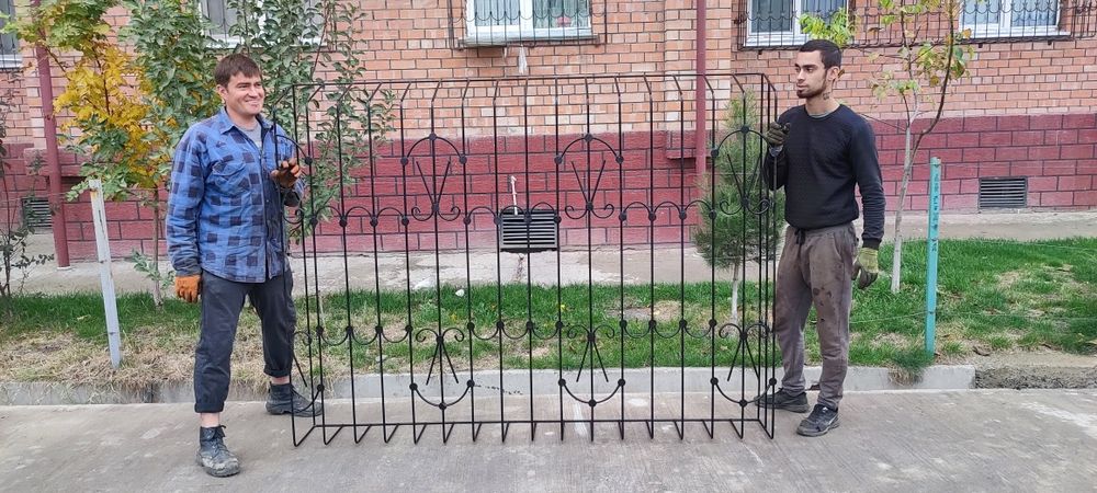 Решетки перила ворота