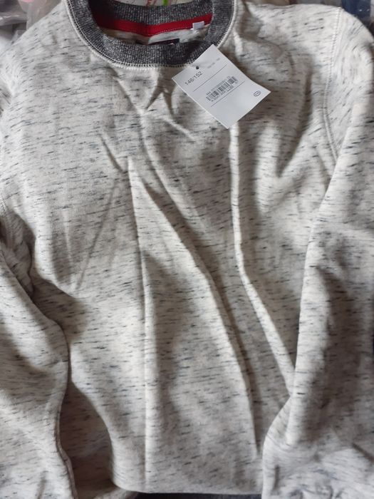 Детская кофточка 2шт.в наборе.ниж.белье