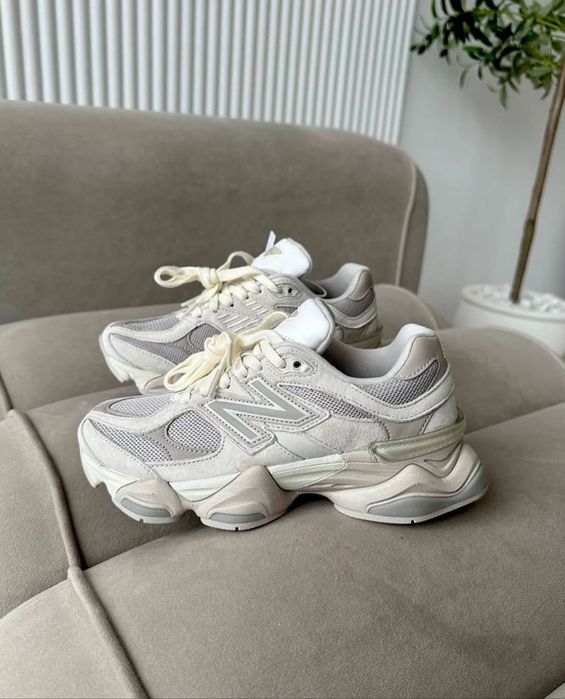 New Balance 9060 Grey Moonbeam