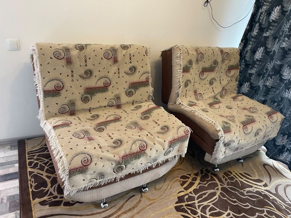 Продам 2 кресла. Раскладные