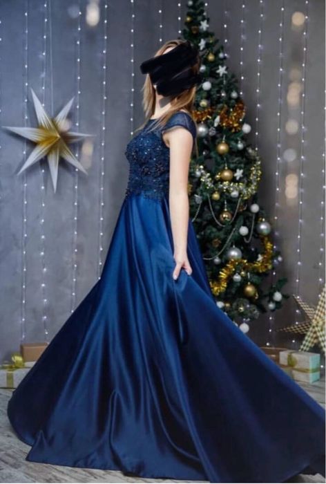 Вечернее платье