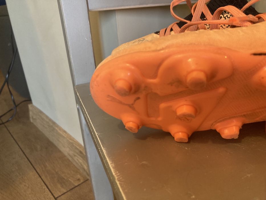 Бутонки Puma