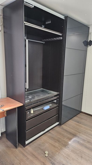 Dulap de la Ikea PAX