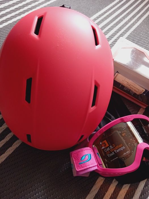 Нови Ски  очила  и каска