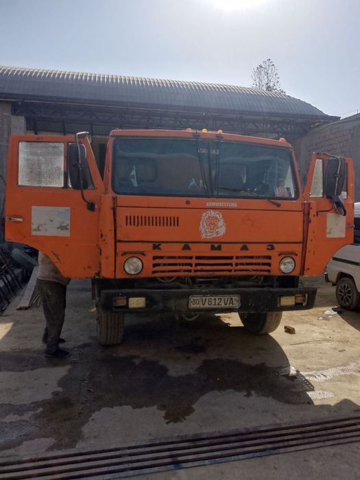 KAMAZ 5310 xolati yaxshi ishlab toribdi