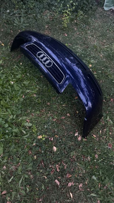 Продовам предна броня за ауди а3 8L цена 40€