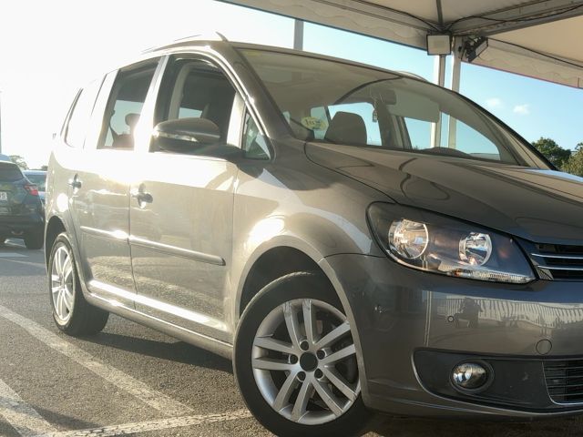 Volkswagen Touran 1.6 TDI Advance 2011