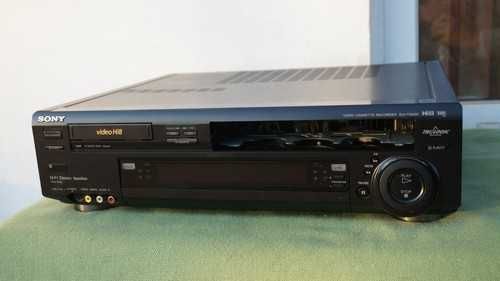 Video recorder COMBO VHS Video Hi8 Sony SLV-T2000 defect