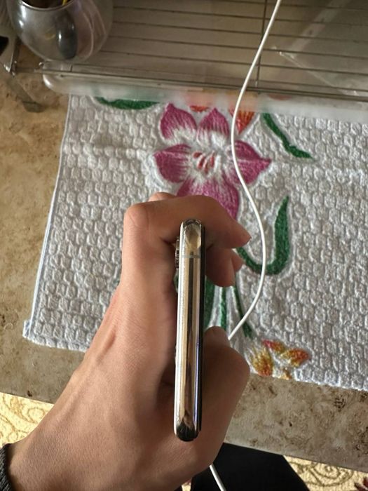 продается Iphone XS