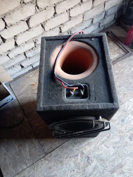 Продам саб в оличном состояние