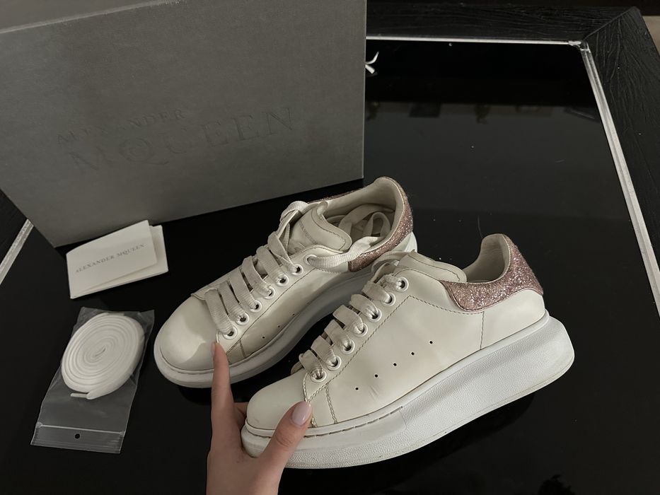 Adidasi Alexander McQueen