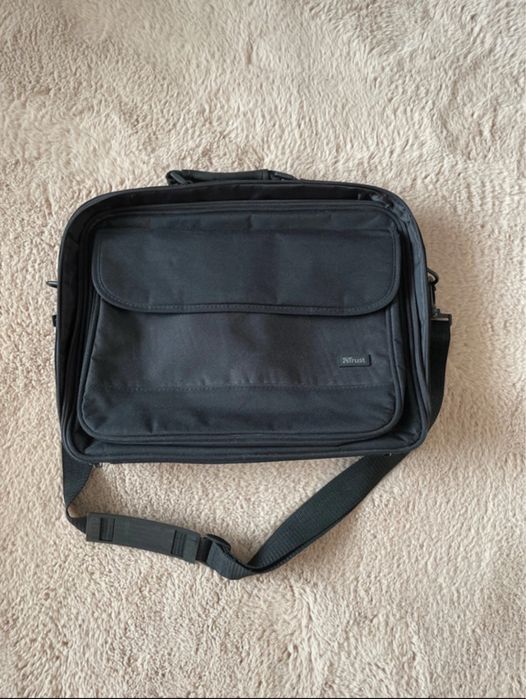 Geanta laptop negru