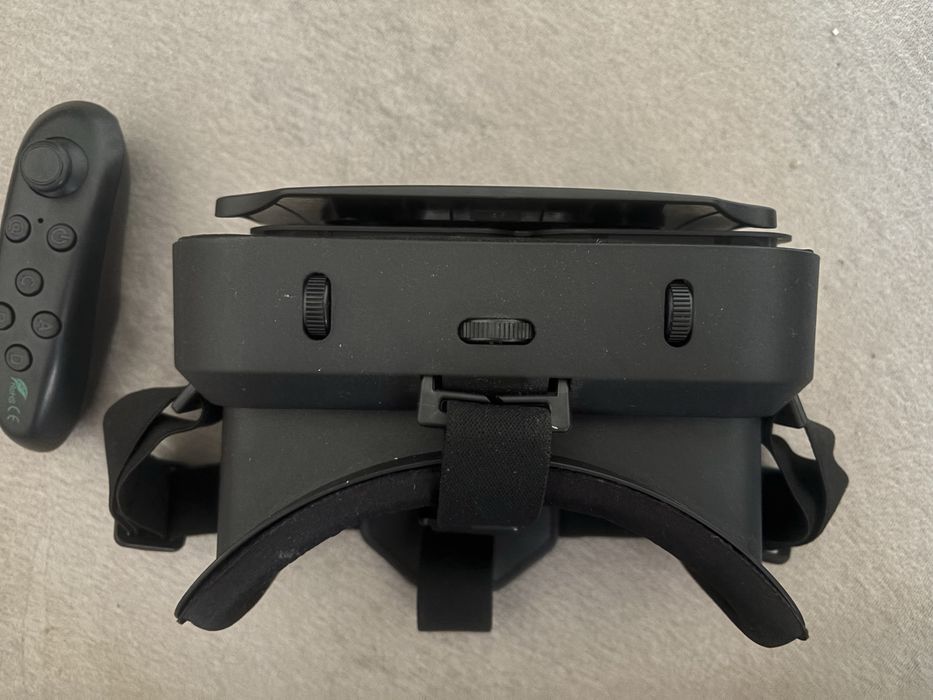 Продавам джойстик за телефон + VR очила