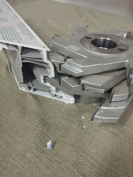 Freza PVC Salamander streamline  cercevea