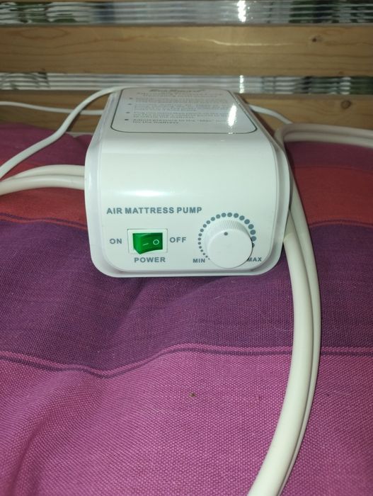 Compresor pentru saltea antiescare