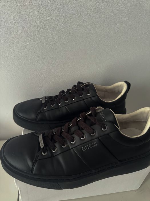 Мъжки обувки Guess