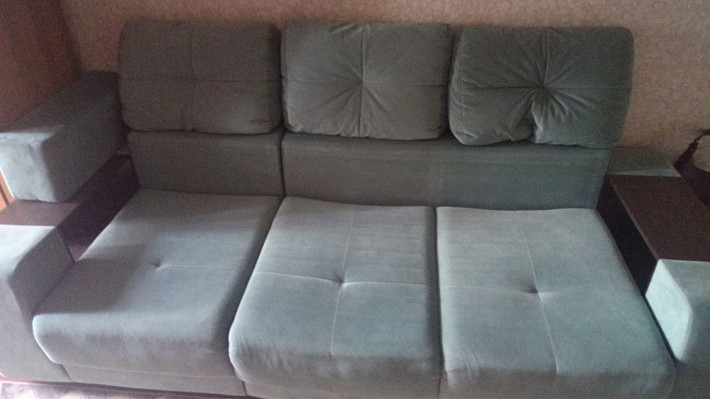Продам диван в хорошем состоянии
