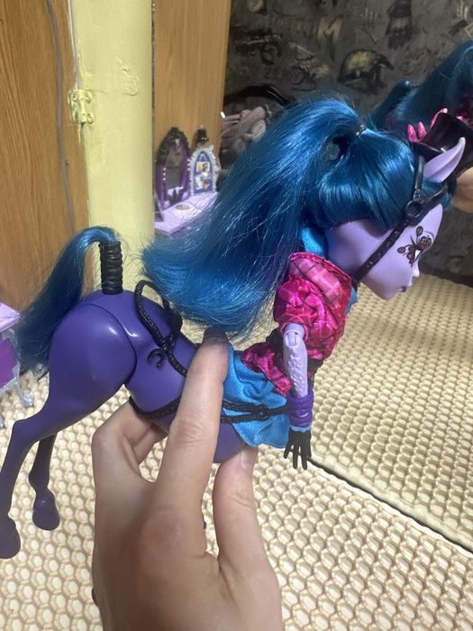 Продам куклу монстр хай!