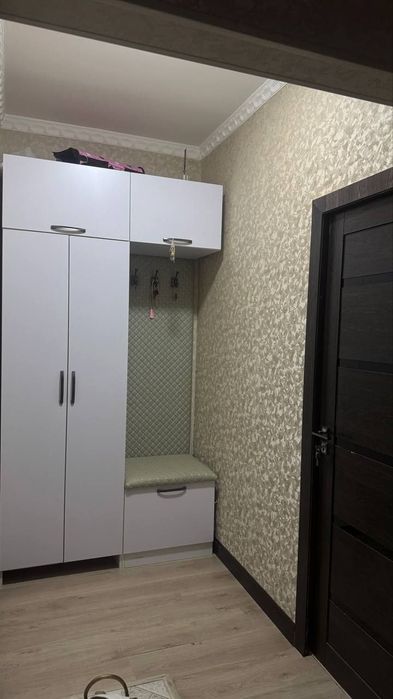 Sotiladi Yunusobod 19kv 2/5/5 56kv orentr Pansiyanat