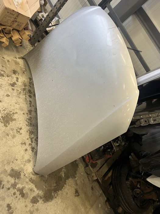 3 броя преден капак VW Passat 6 (2005-2011)