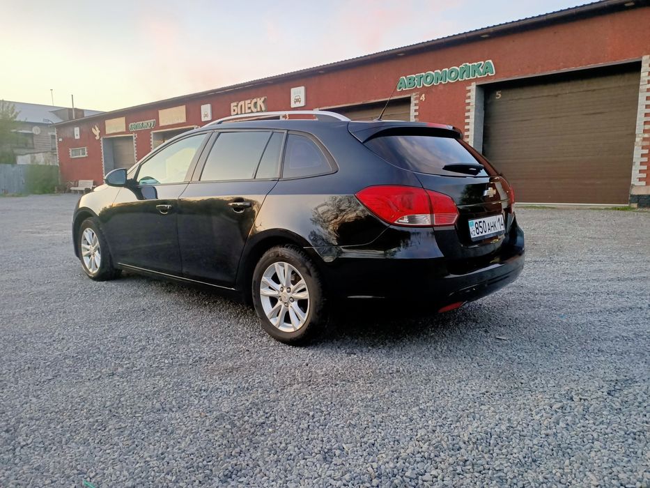 Продам авто Шевроле Круз