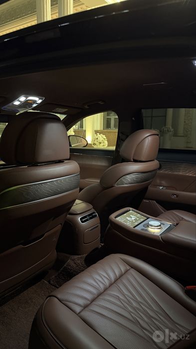Genesis G90 2026 model srochno