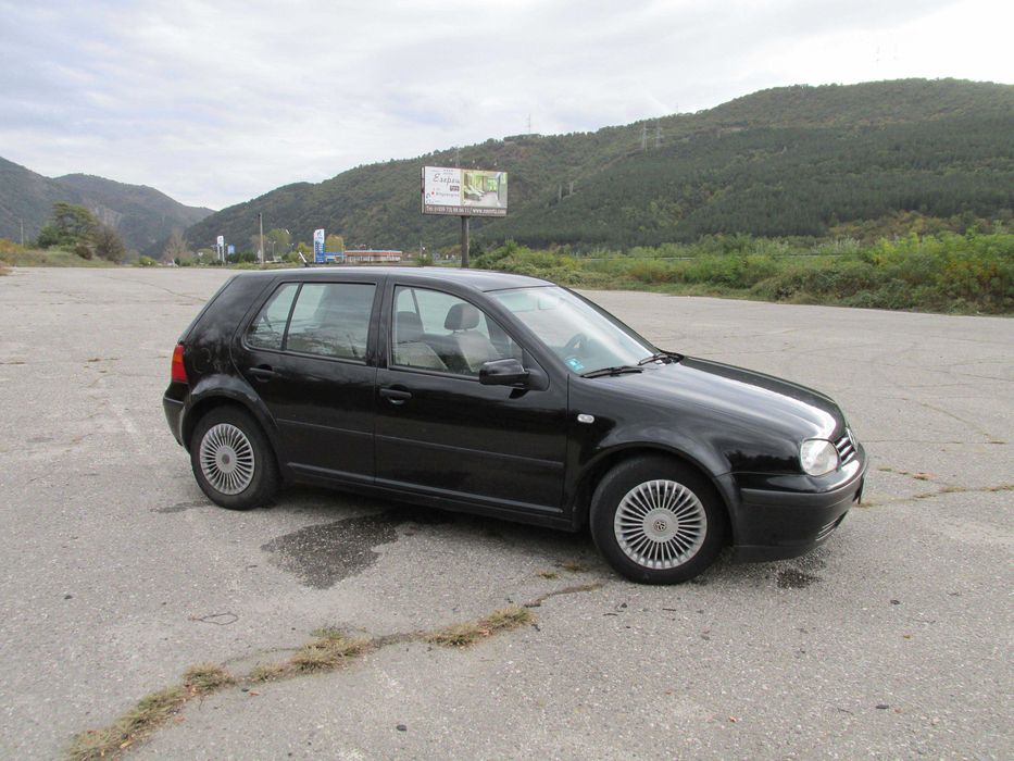 Golf 4 1.6 SR на части